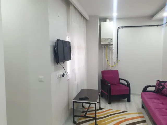 Güvenli Aile Apartmanı 1+1 Daire