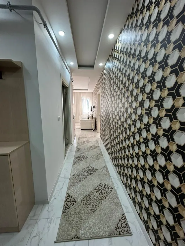 1+1 Eşyalı Balkonlu Kiralık Daire